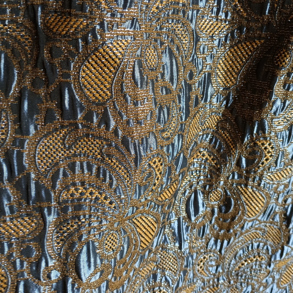 NWOT Doncaster Skirt Metallic Brocade
